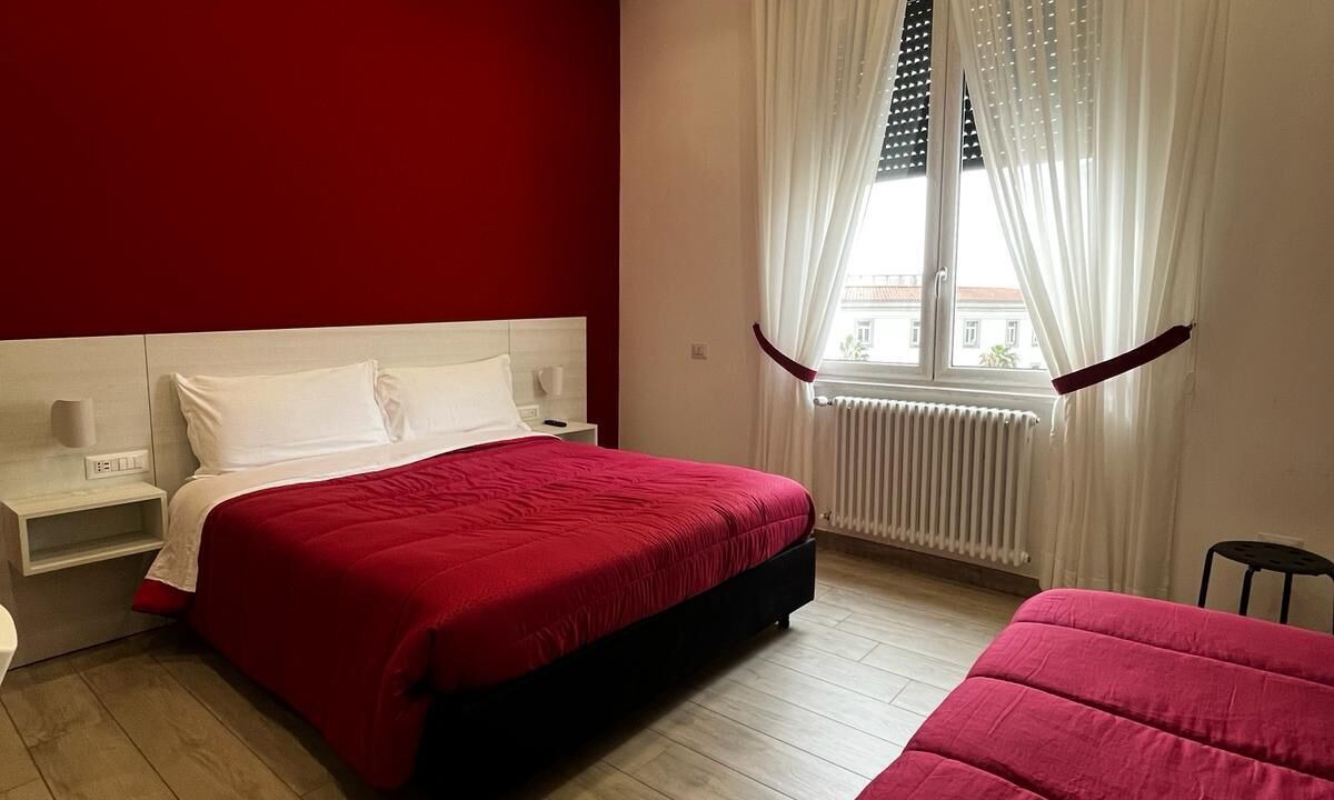 Photo of Bedroom in Naples City Centre