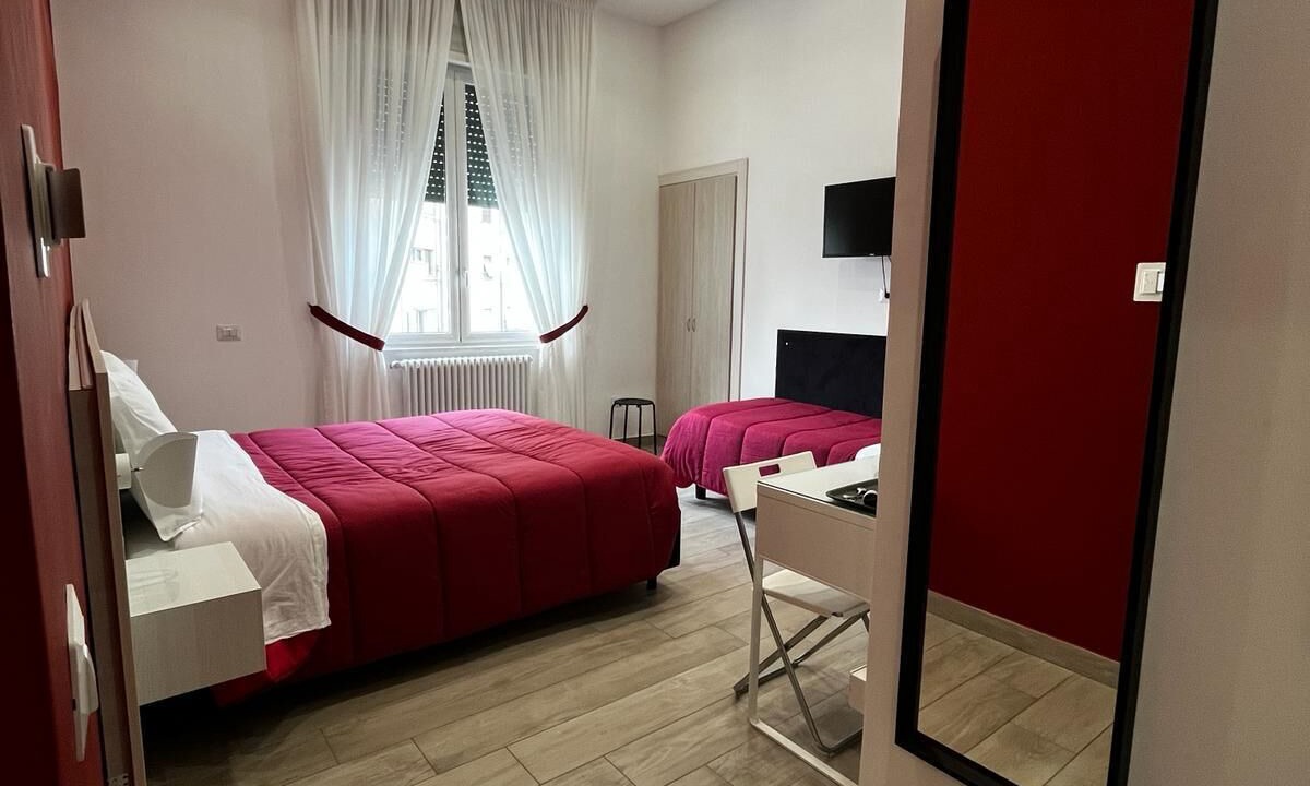 Photo of Bedroom in Naples City Centre
