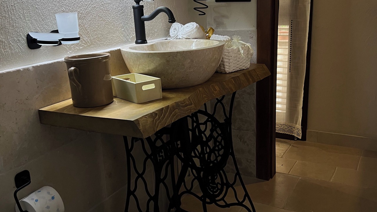 Photo of Bathroom in Isola del Borgo Antico