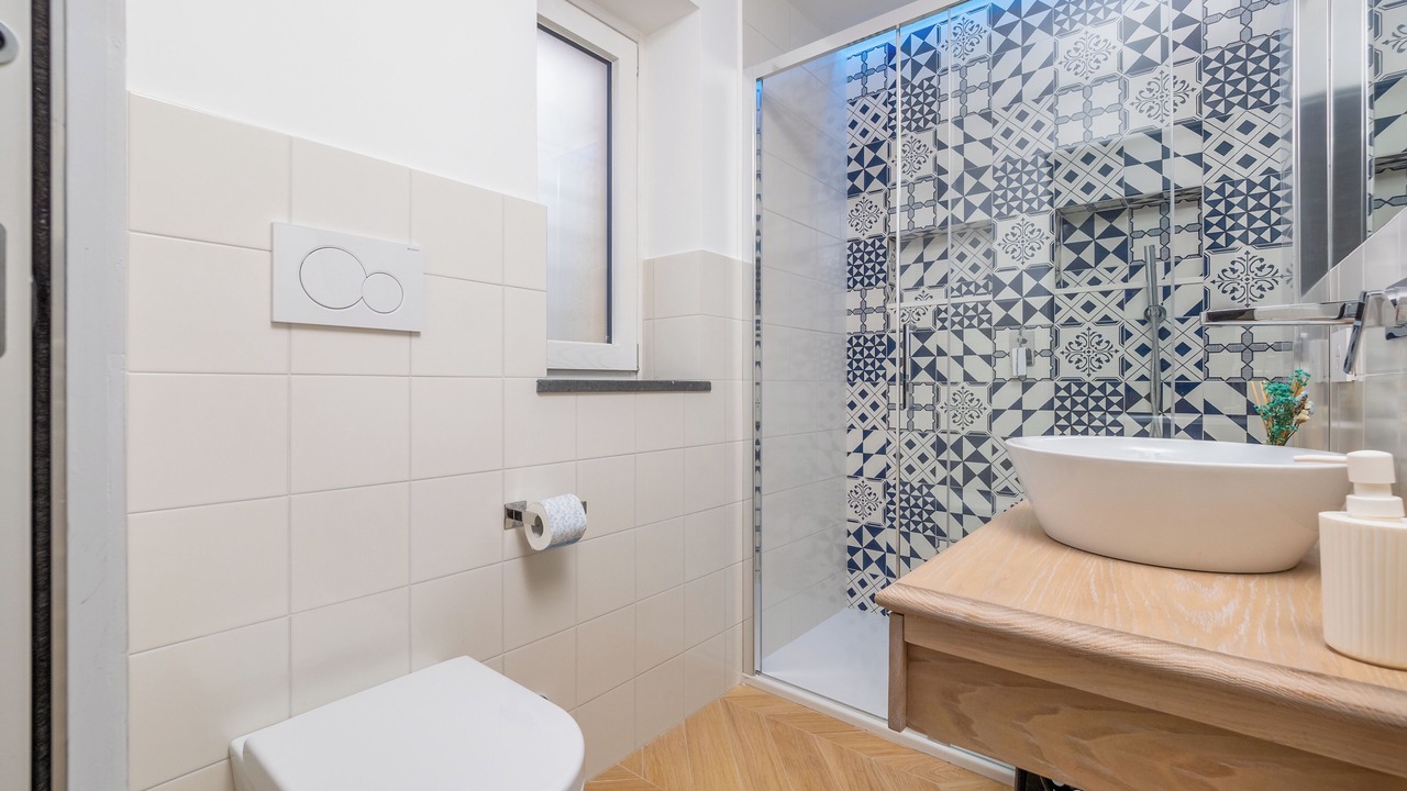 Photo of Bathroom in Meta