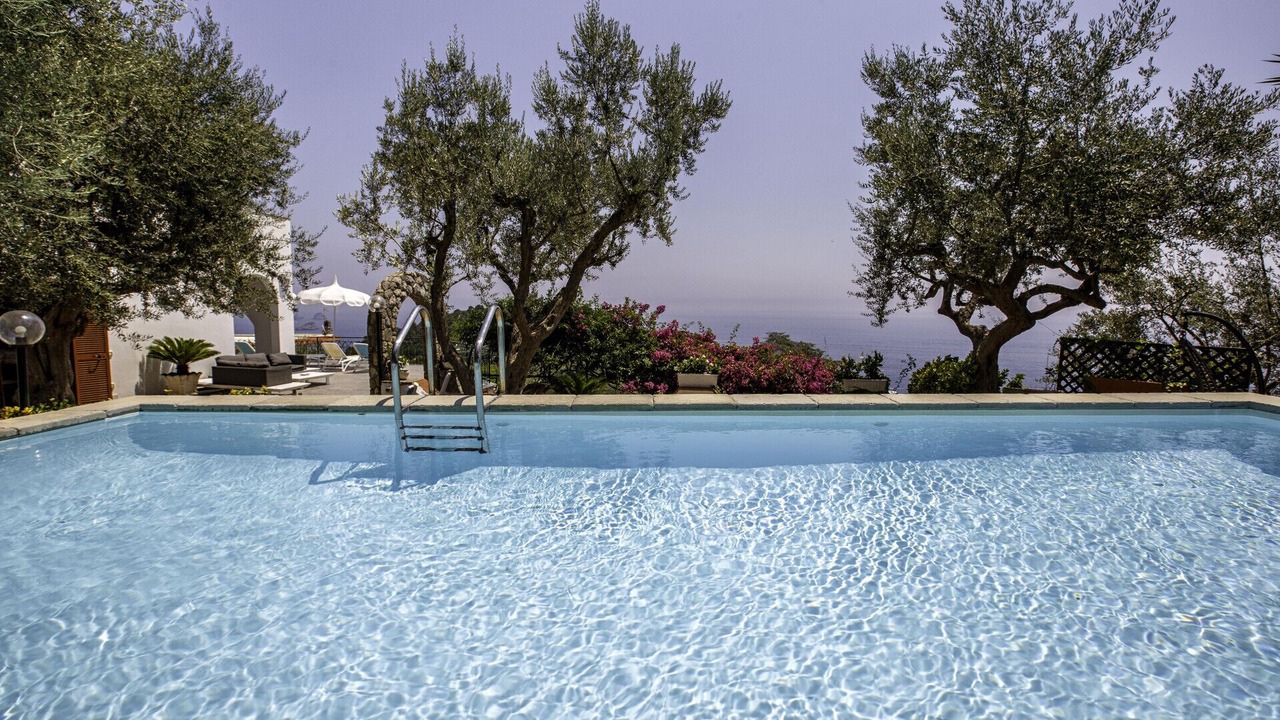 Photo of Outdoor in Sirenuse