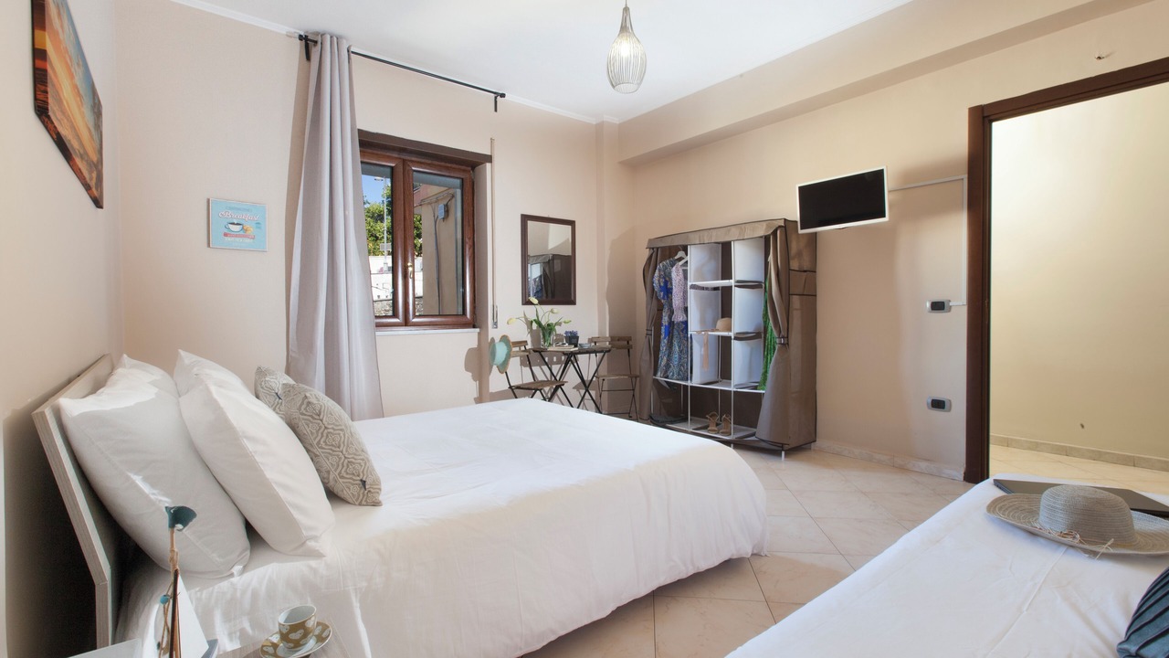 Photo of Bedroom in Torre del Greco