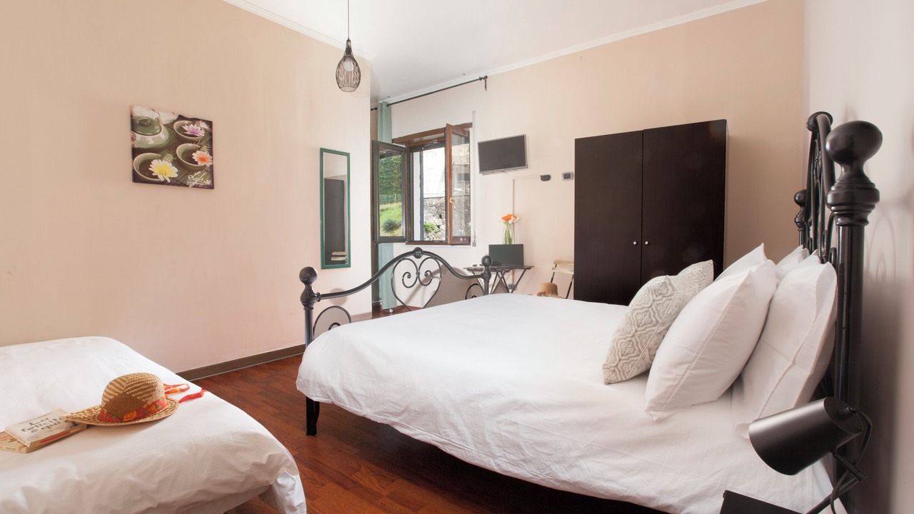 Photo of Bedroom in Torre del Greco