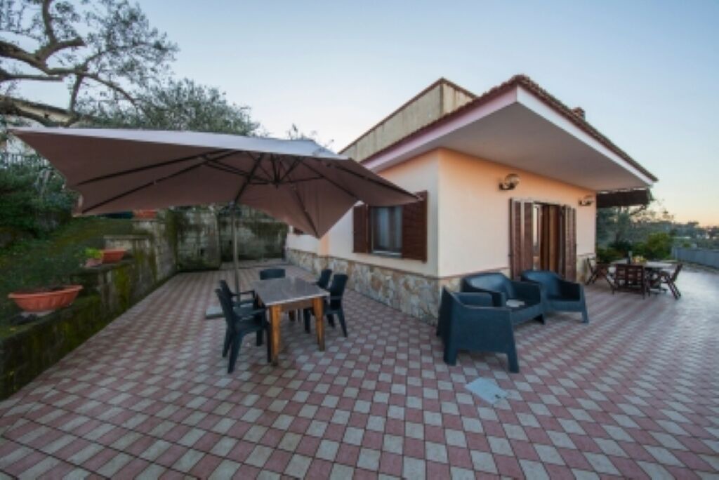 Photo of Patio Balcony in Priora