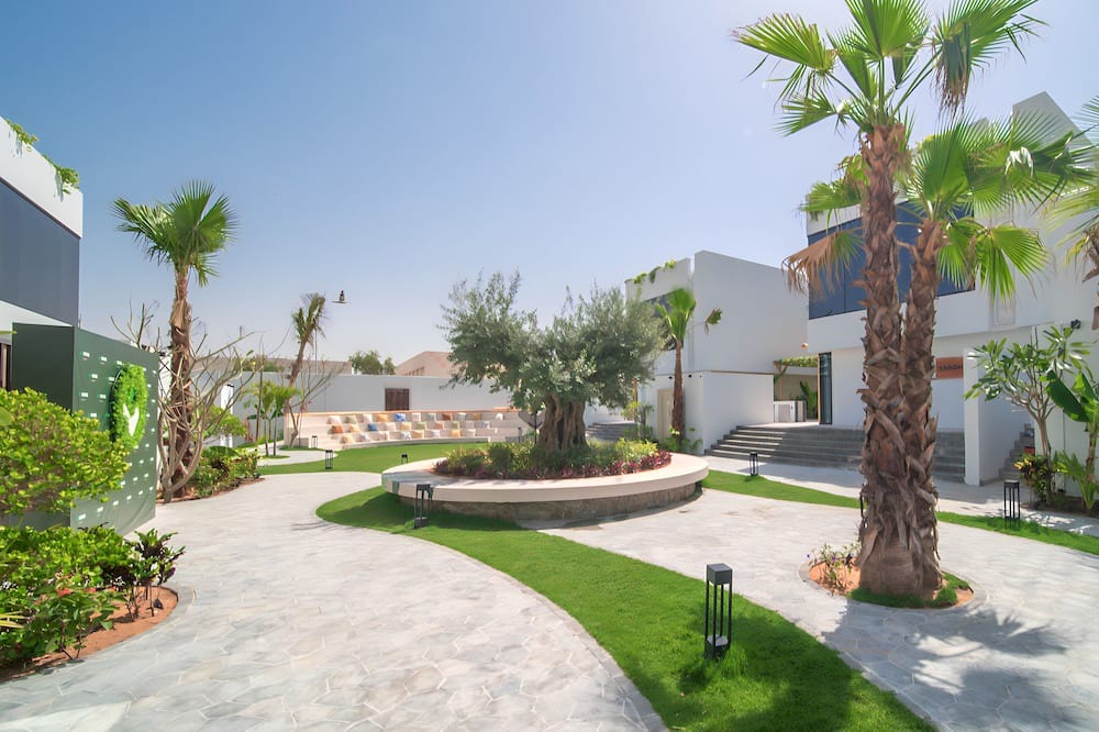 Photo of Outdoor in Al Barsha 1