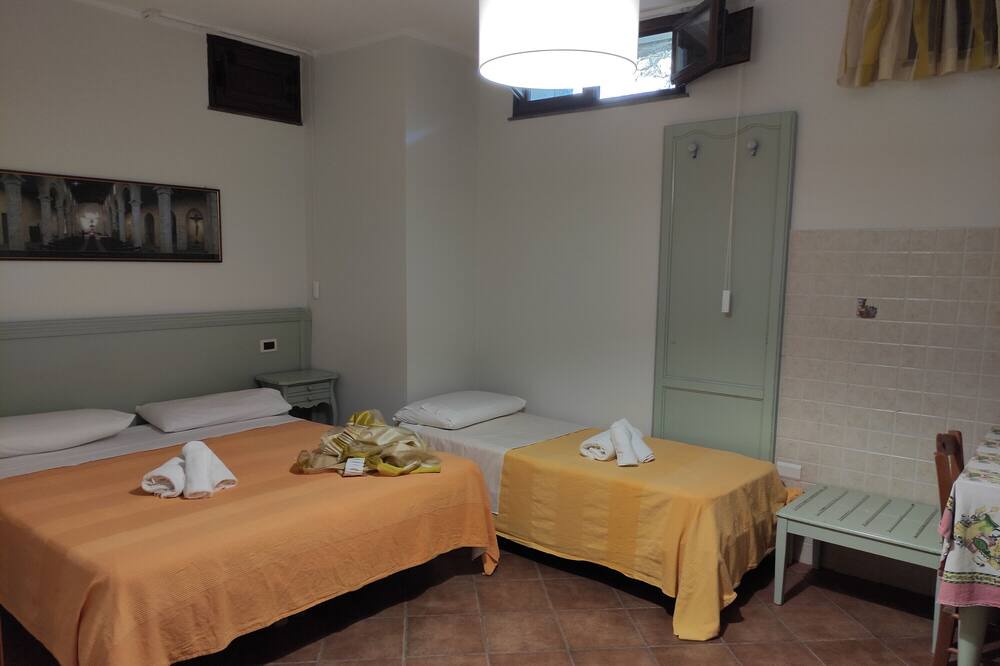 Photo of Bedroom in Gasponi