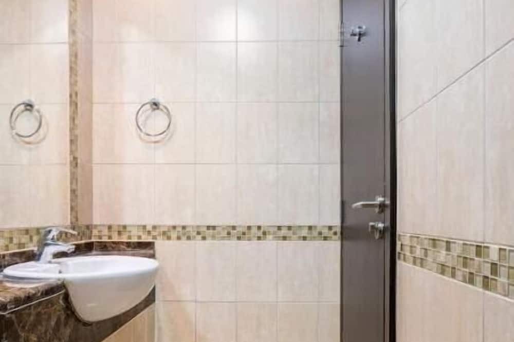 Photo of Bathroom in Al Mamzar