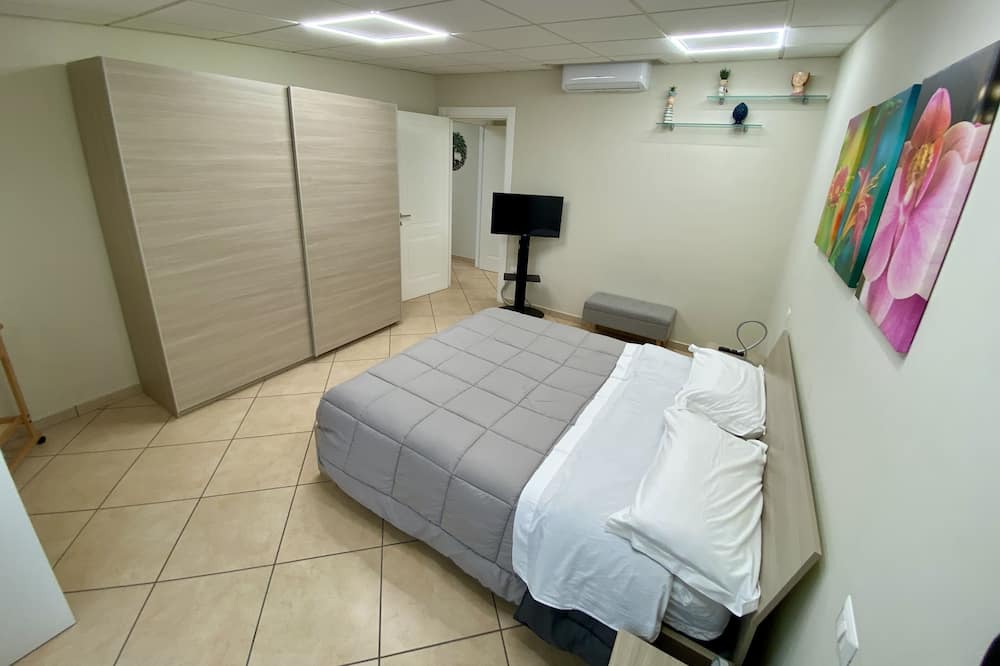 Photo of Bedroom in Frattaminore