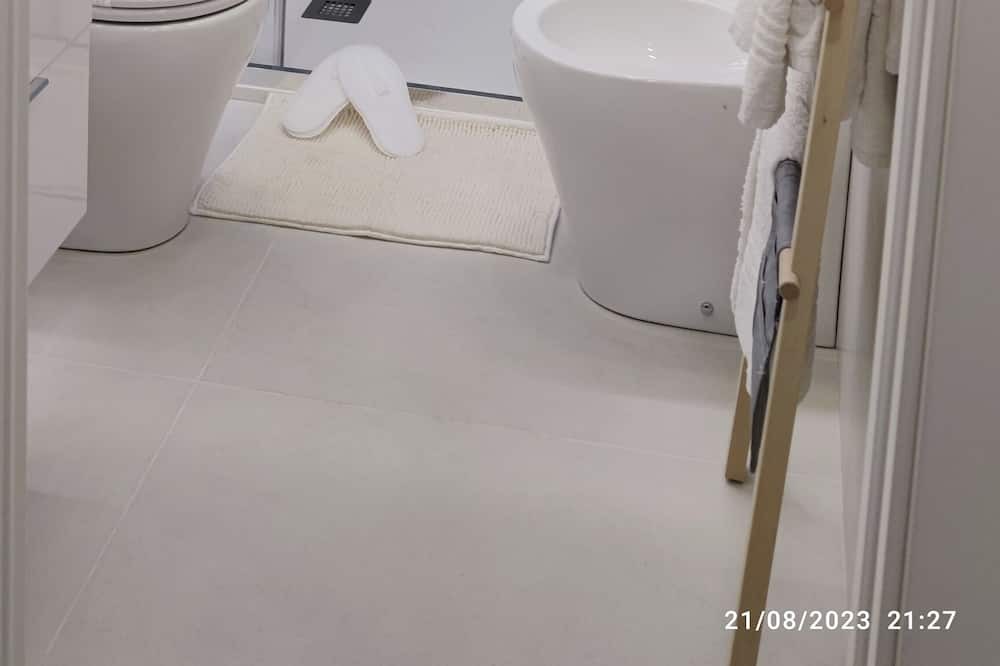 Photo of Bathroom in Pompei