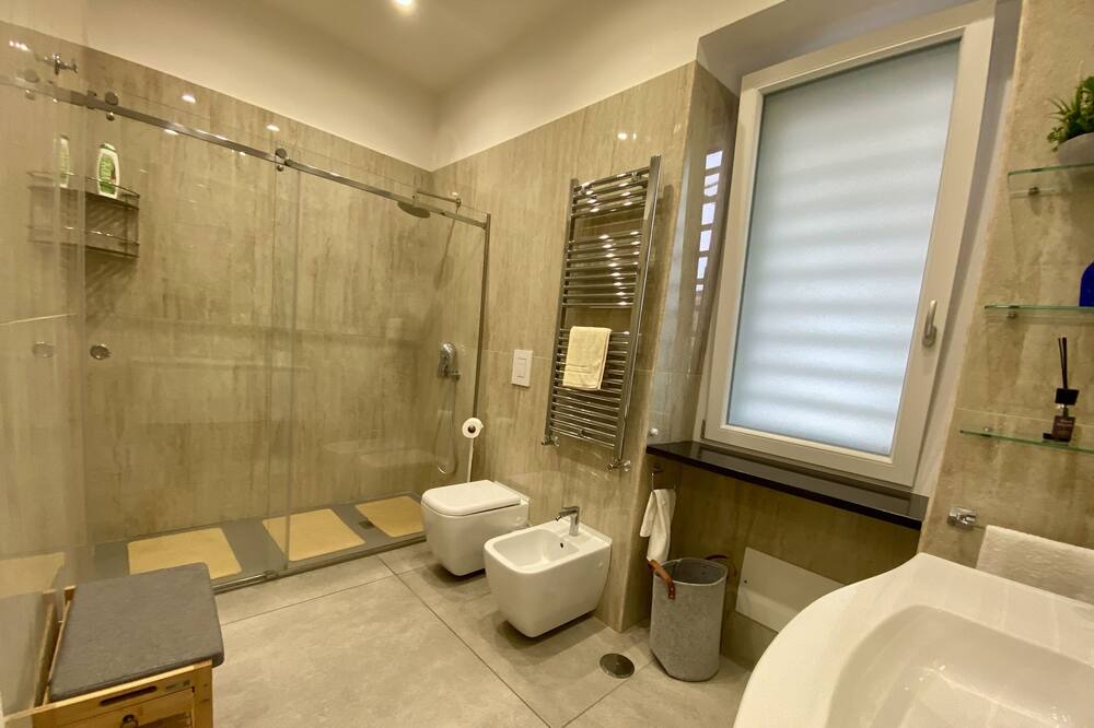 Photo of Bathroom in Frattaminore