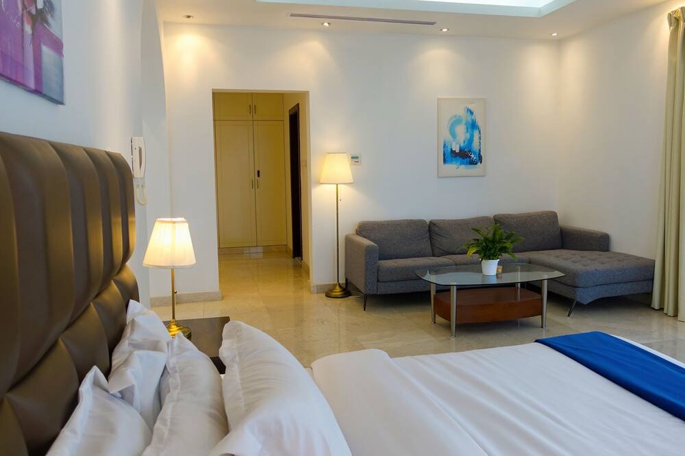 Photo of Bedroom in Sheikh Zayed Road