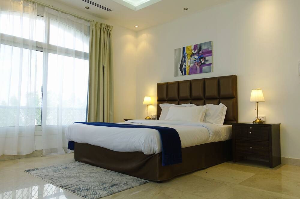 Photo of Bedroom in Sheikh Zayed Road