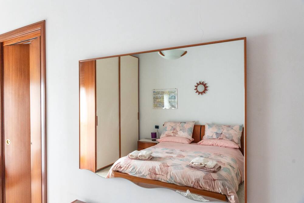 Photo of Bedroom in Rione Alto