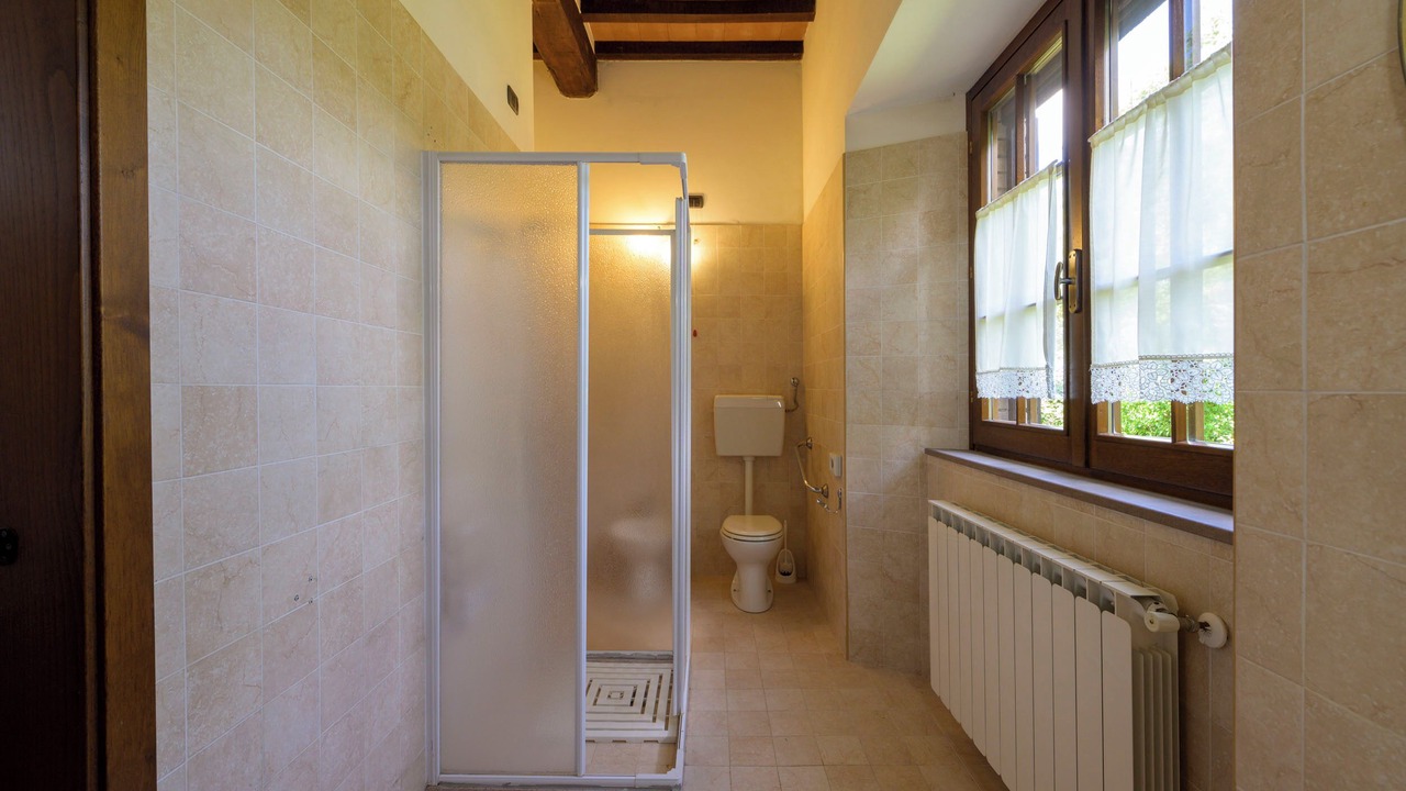 Photo of Bathroom in Padule