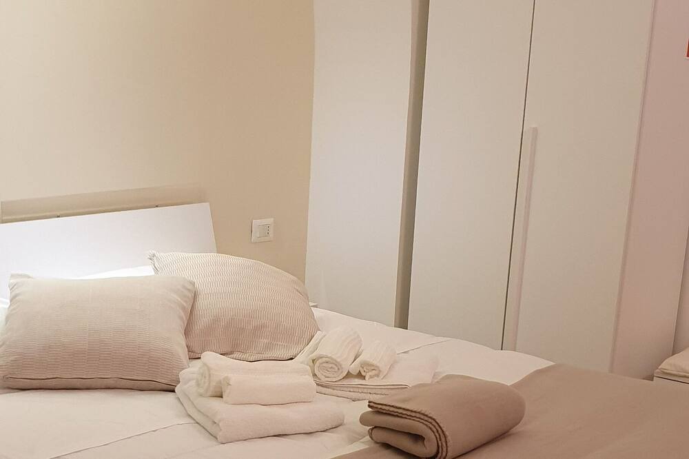 Photo of Bedroom in Torre del Greco