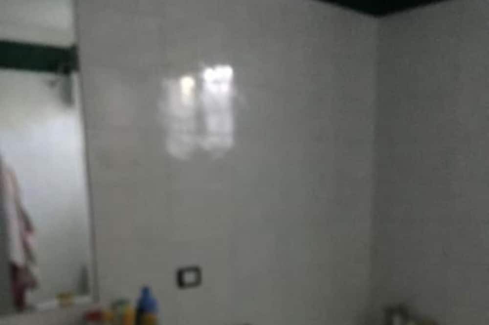 Photo of Bathroom in Leporano