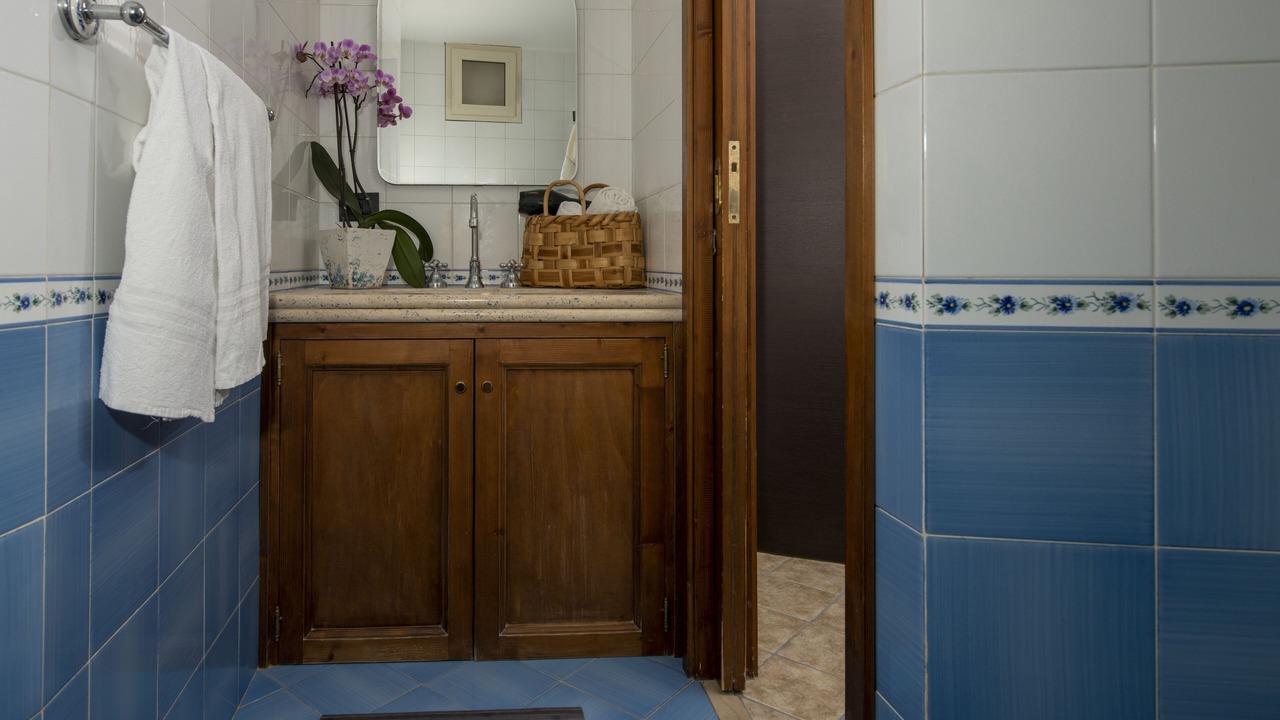 Photo of Bathroom in Montepertuso