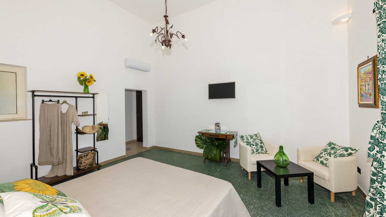 Photo of Bedroom in Montepertuso
