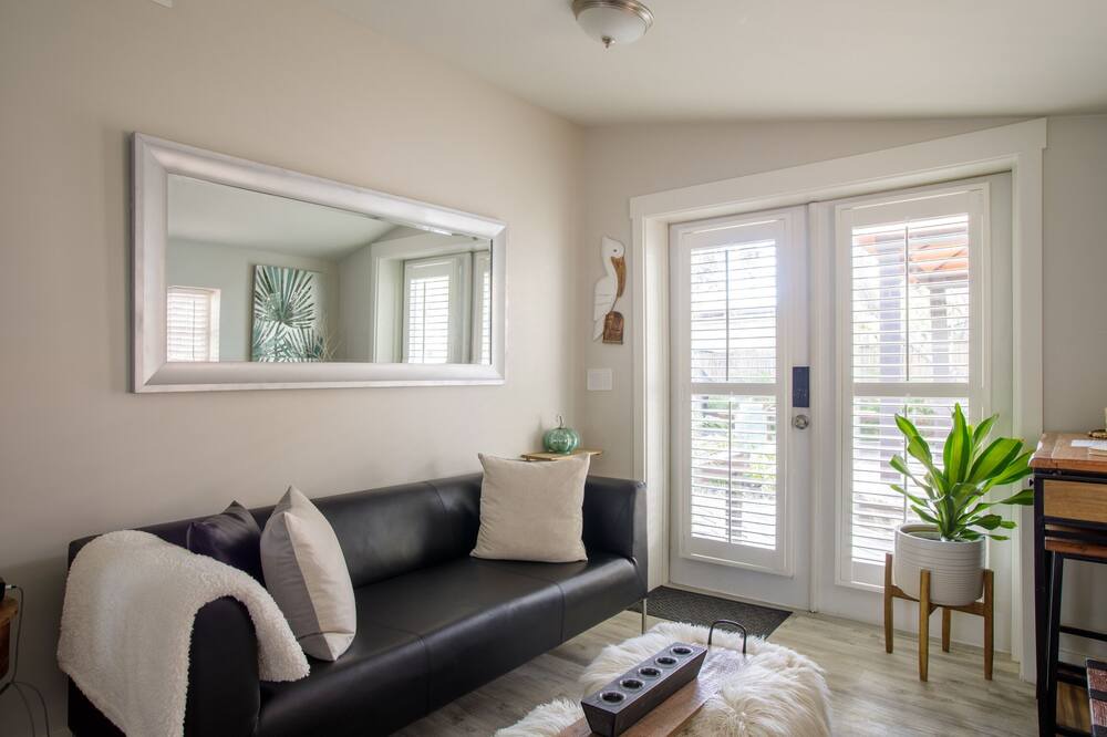 Photo of Livingroom in Key West
