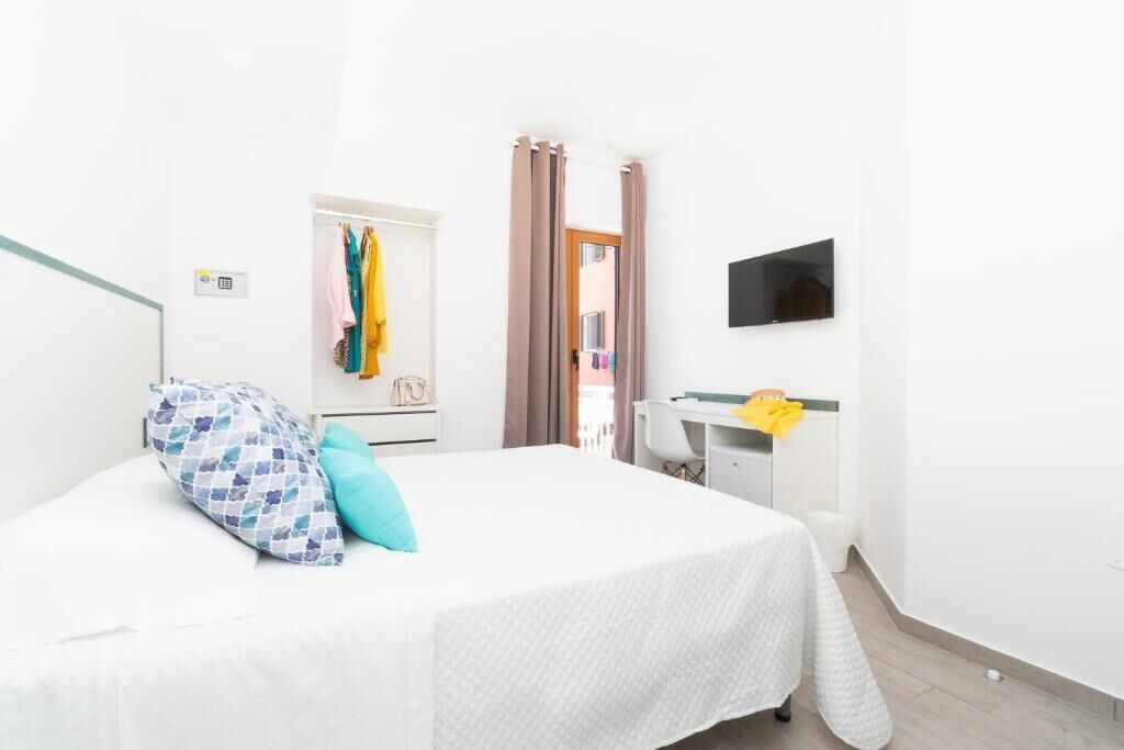 Photo of Bedroom in Marina di Puolo