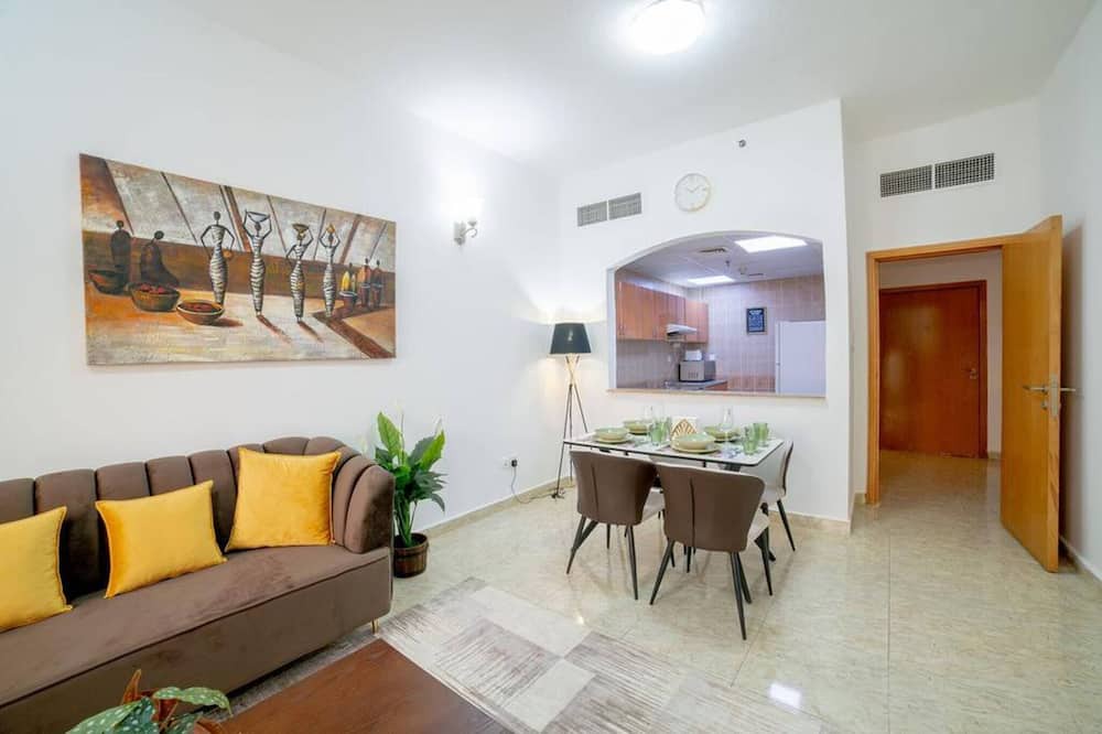 Photo of Livingroom in Naif