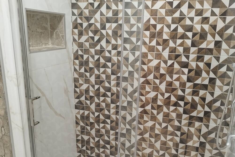Photo of Bathroom in Naples
