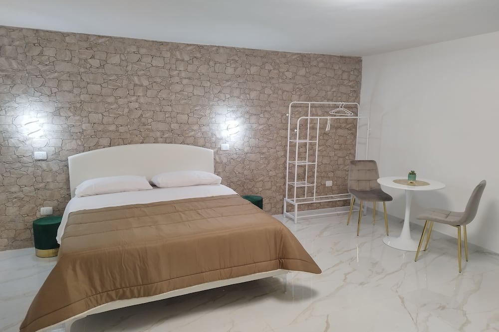 Photo of Bedroom in Naples