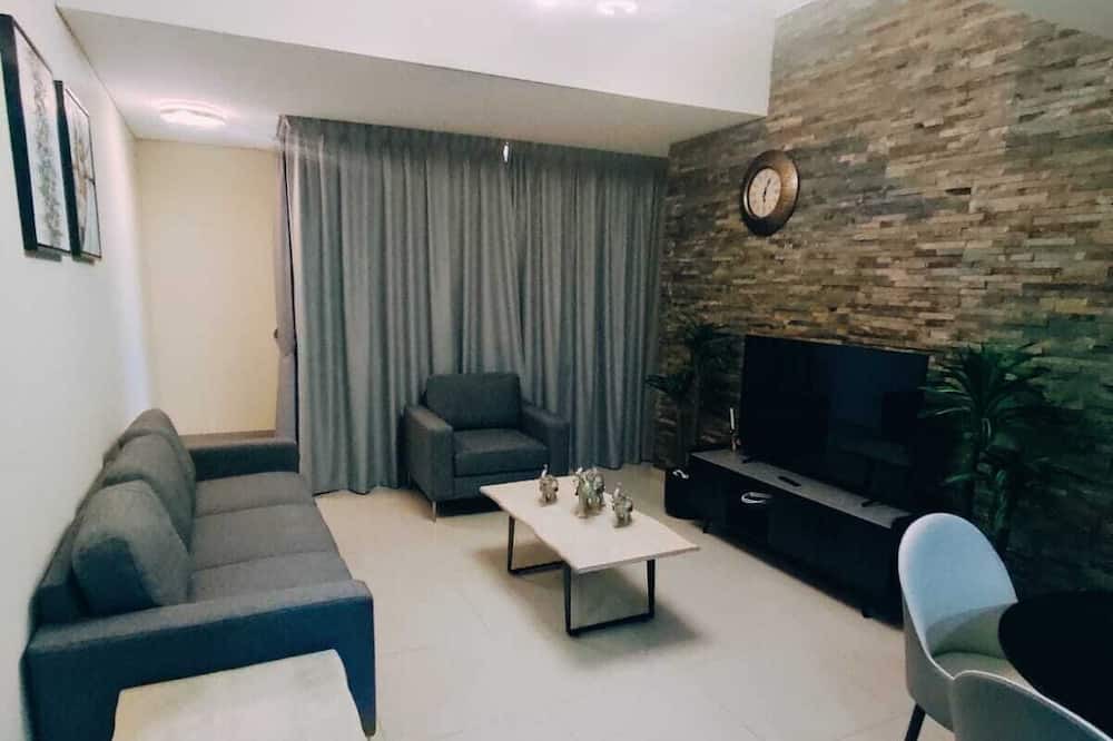 Photo of Livingroom in Trade Center