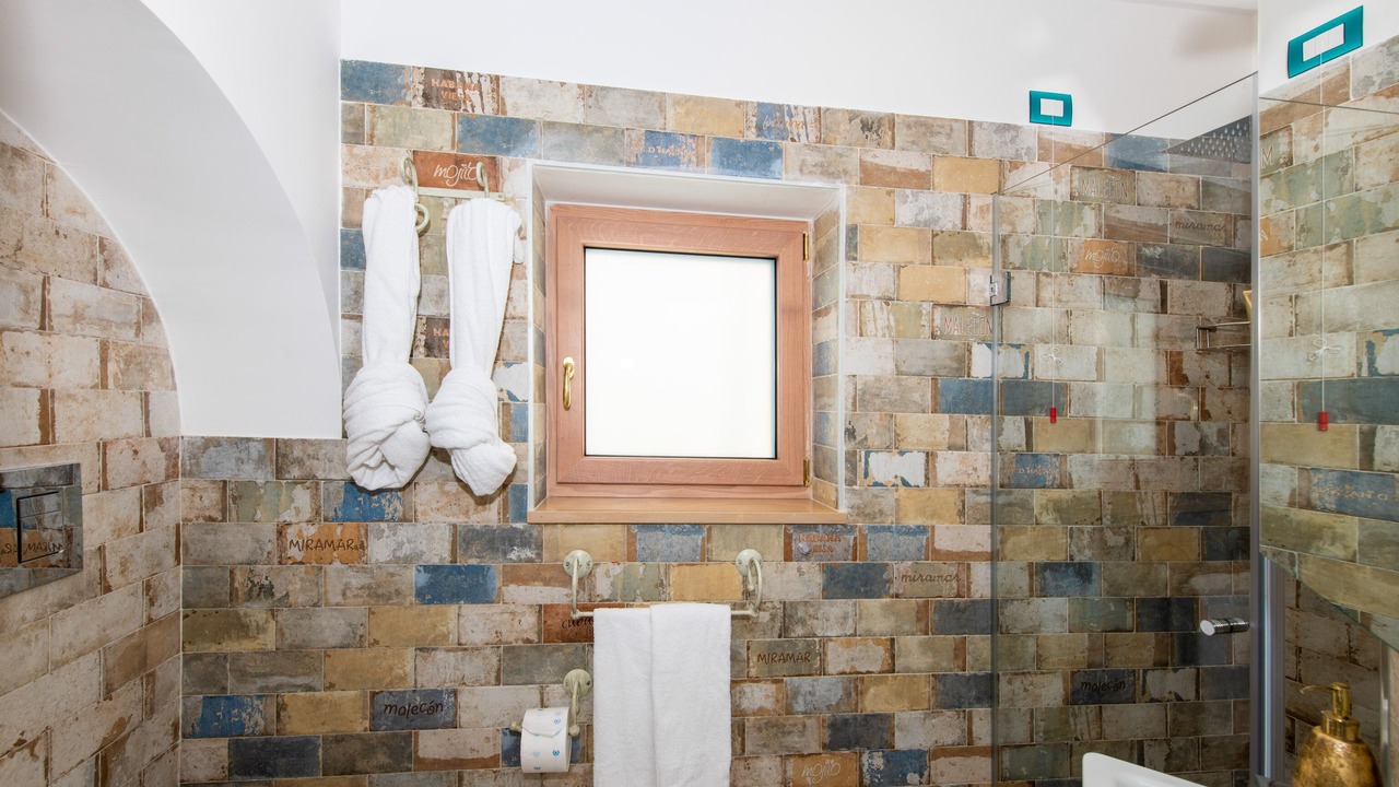 Photo of Bathroom in Montepertuso