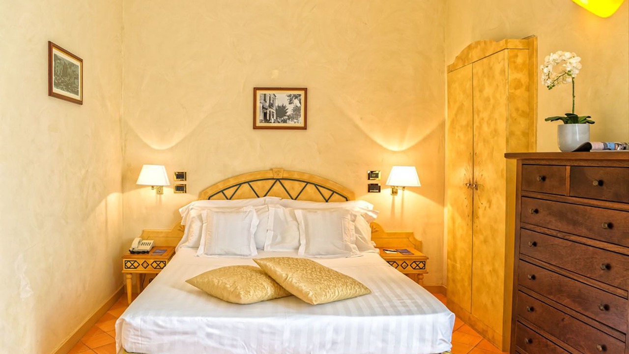 Photo of Bedroom in Ischia Porto