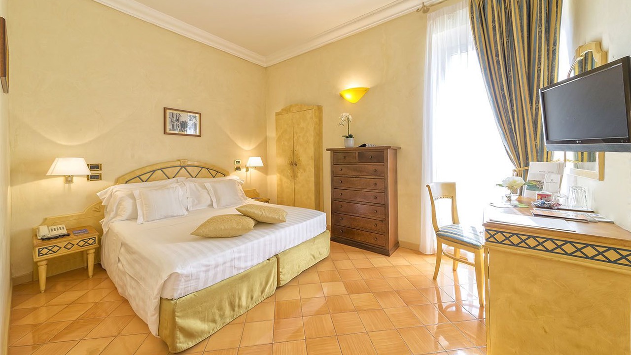 Photo of Bedroom in Ischia Porto