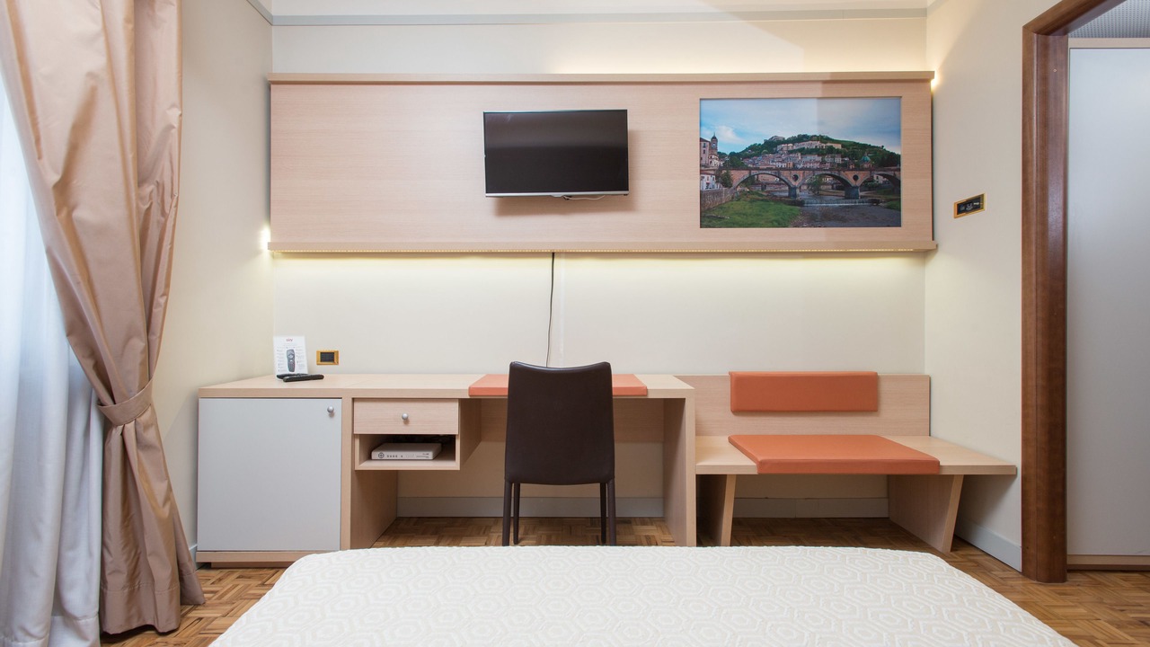 Photo of Bedroom in Roges
