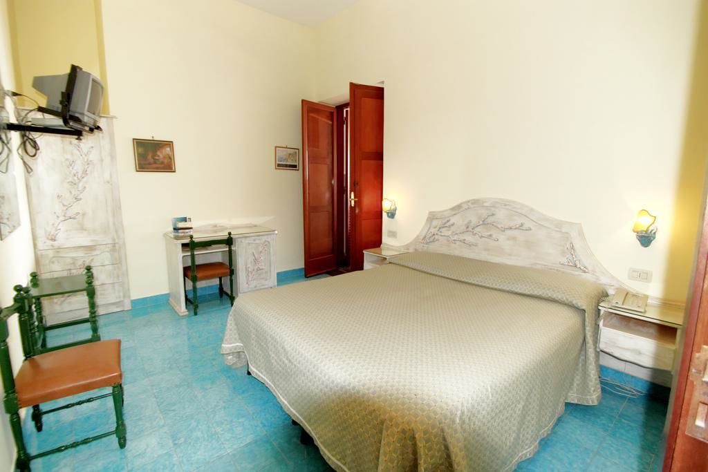 Photo of Bedroom in Marina del Cantone