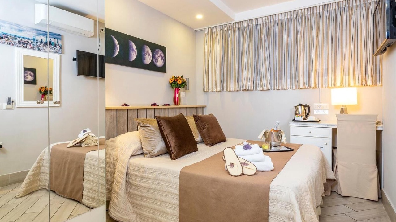 Photo of Bedroom in Naples