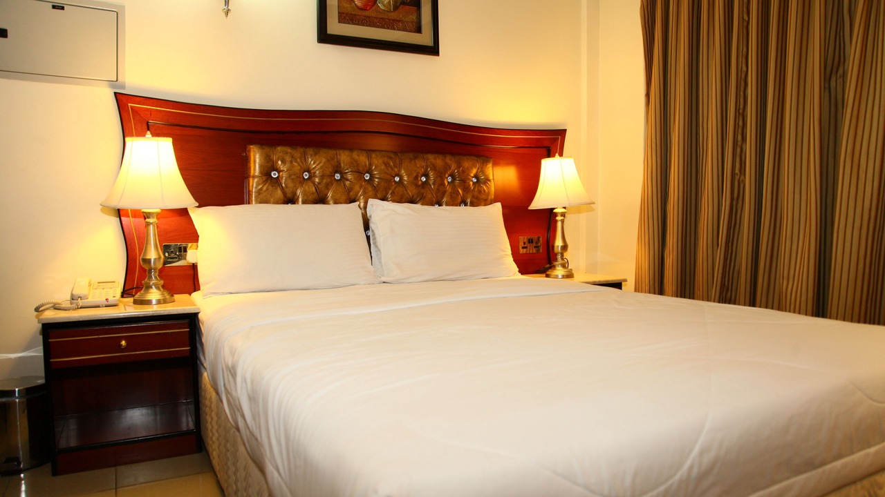 Photo of Bedroom in Al Muraqqabat