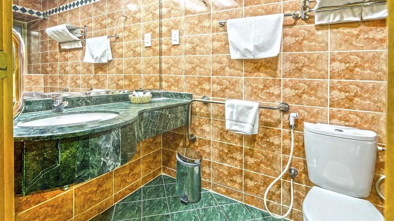 Photo of Bathroom in Al Muraqqabat