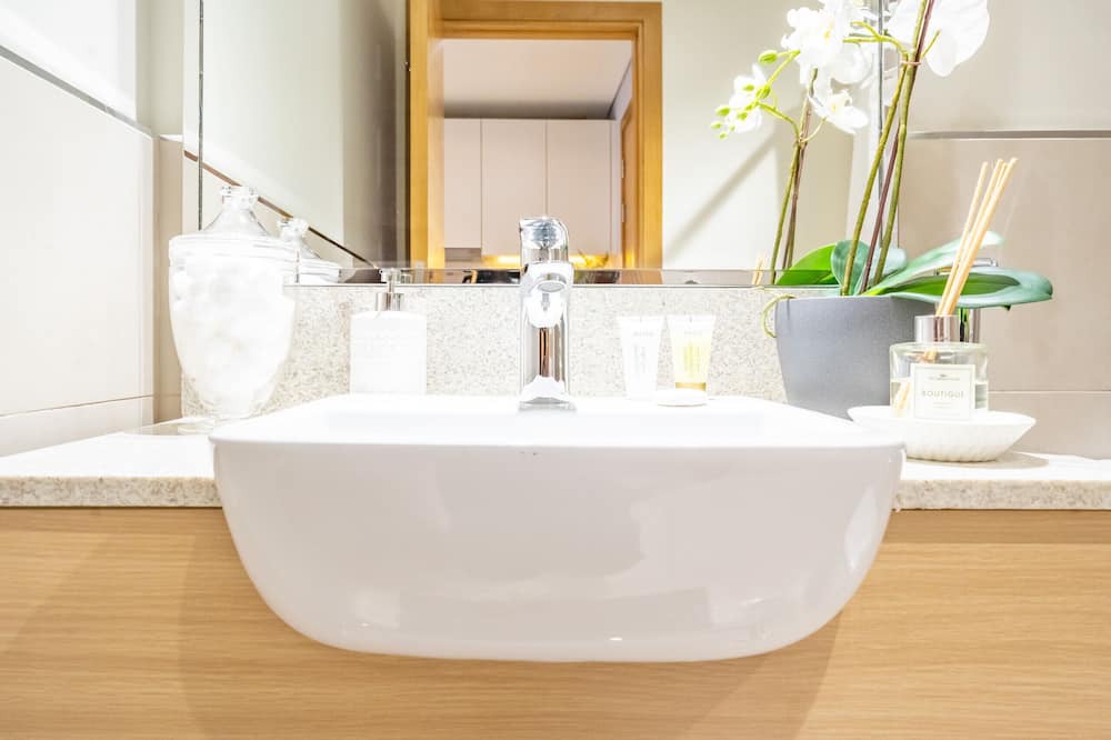 Photo of Bathroom in Jebel Ali