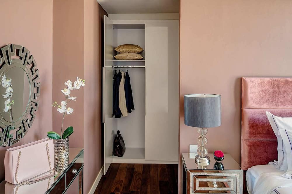 Photo of Bedroom in Jumeira 3