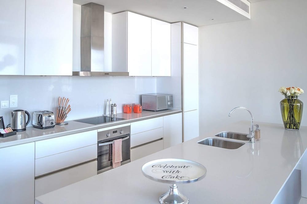 Photo of Kitchen in Jumeira 3