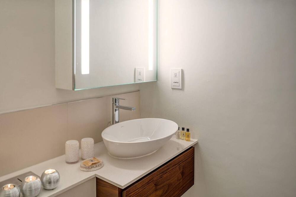 Photo of Bathroom in Jumeira 3