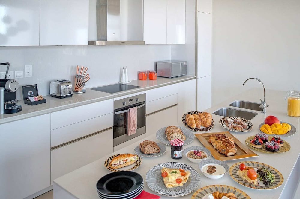 Photo of Kitchen in Jumeira 3