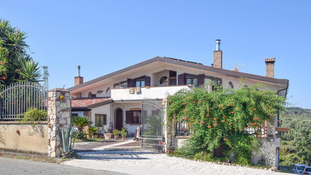 Photo of Outdoor in Palmi