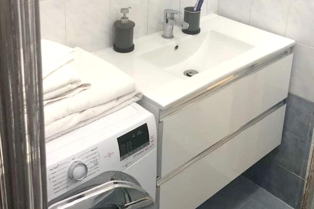 Photo of Bathroom in Secondigliano