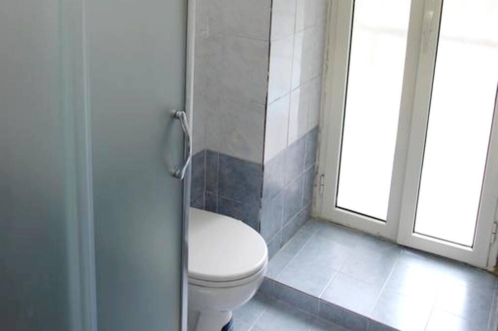 Photo of Bathroom in Secondigliano