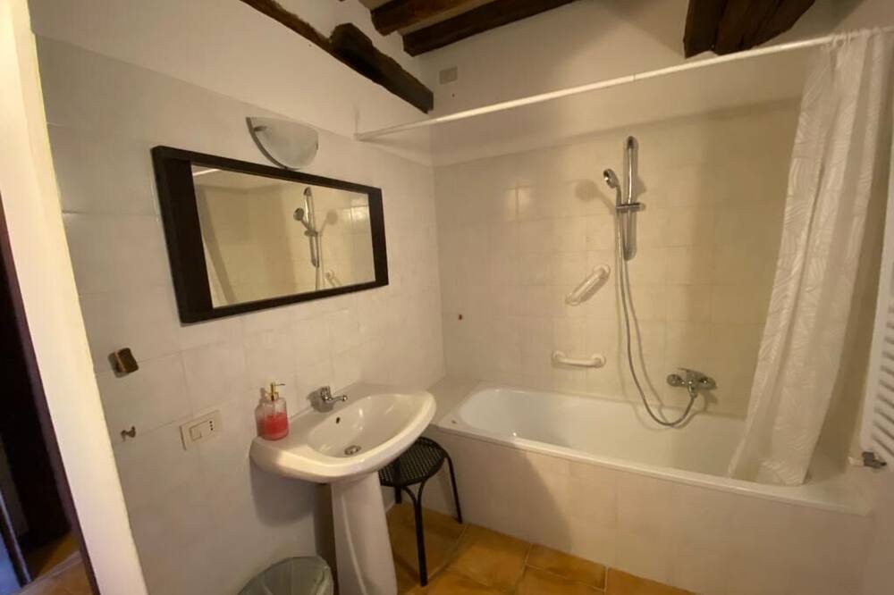 Photo of Bathroom in Umbertide