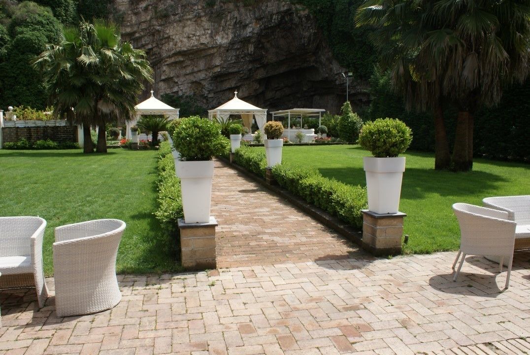 Photo of Outdoor in Nola