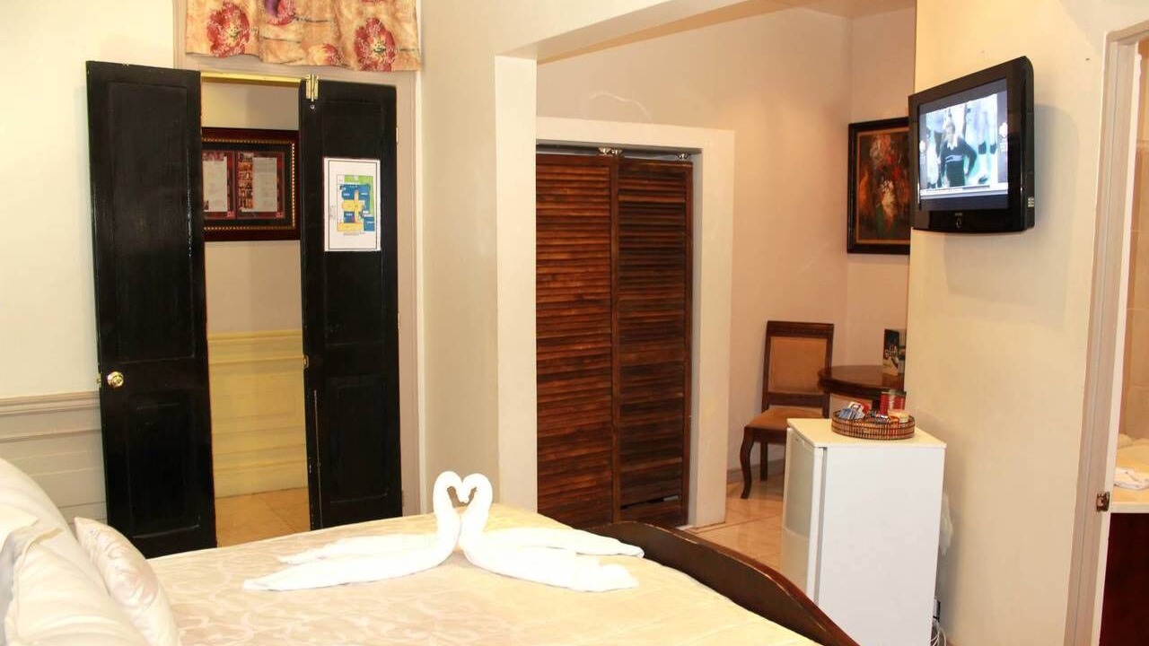 Photo of Bedroom in Amon