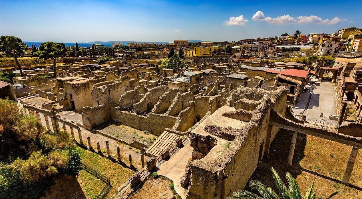 Photo of Others in Mount Vesuvius - Pompei
