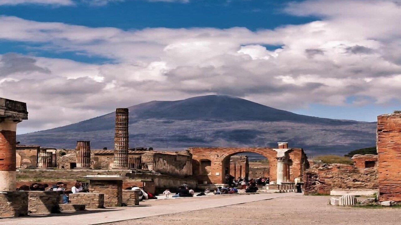 Photo of Others in Mount Vesuvius - Pompei
