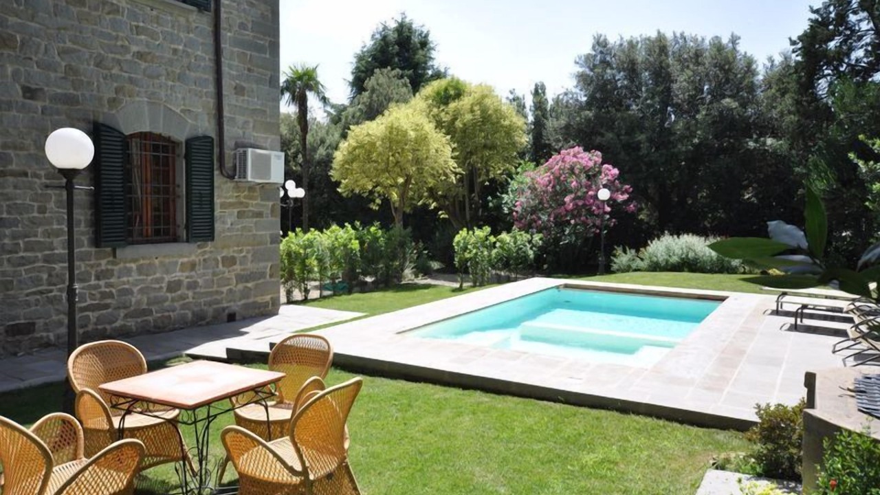 Photo of Outdoor in Camucia